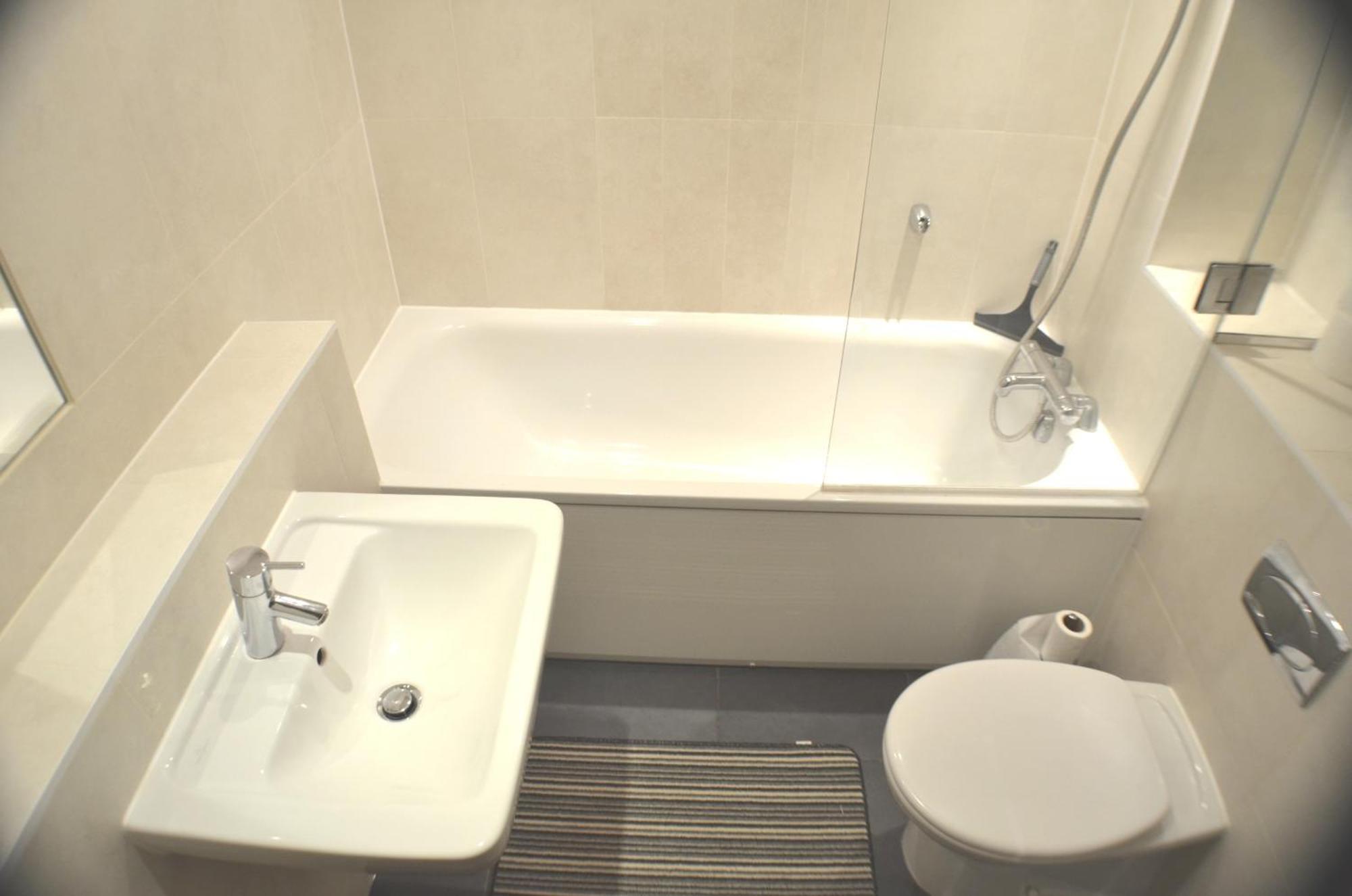 Brentwood Town Retreat - Large 2 Bedroom Apartment Exteriér fotografie